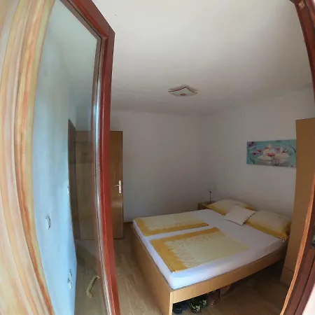 Delibasic Apartament Rogoznica (Sibenik-Knin)