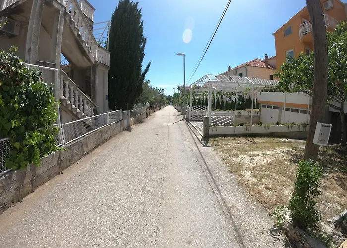 Delibasic * Rogoznica (Sibenik-Knin)